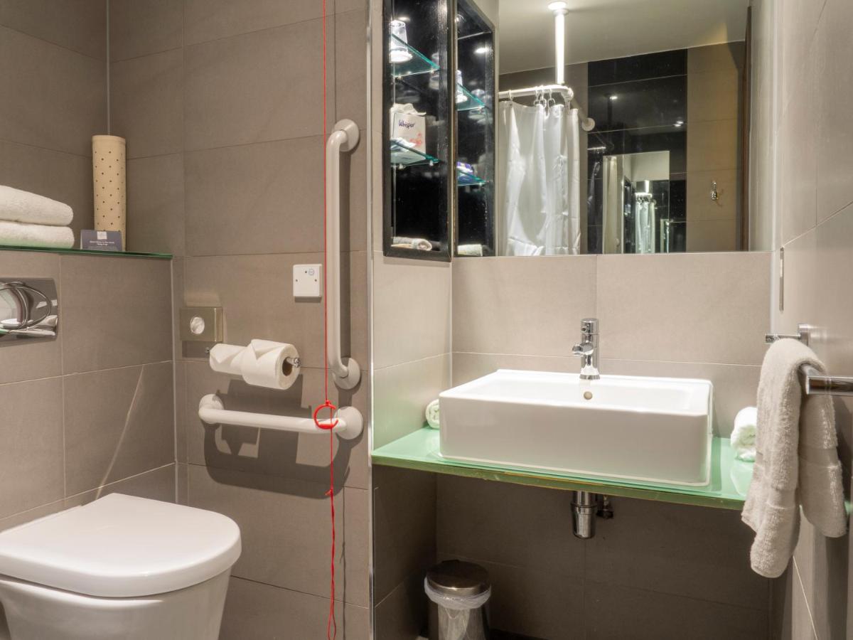 Standard Double Room - Disability Access