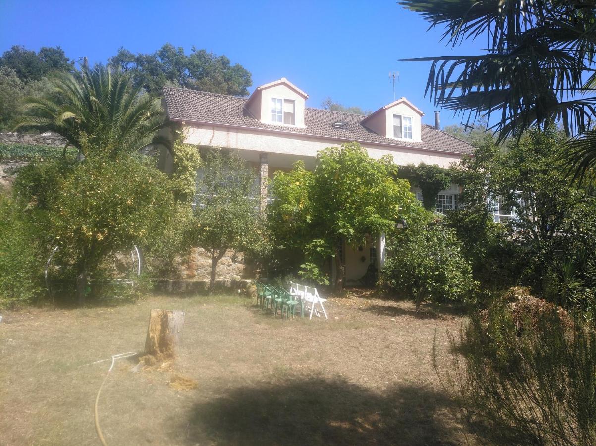 Lodge Casa Sinda, Sampaio, Spain - Booking.com