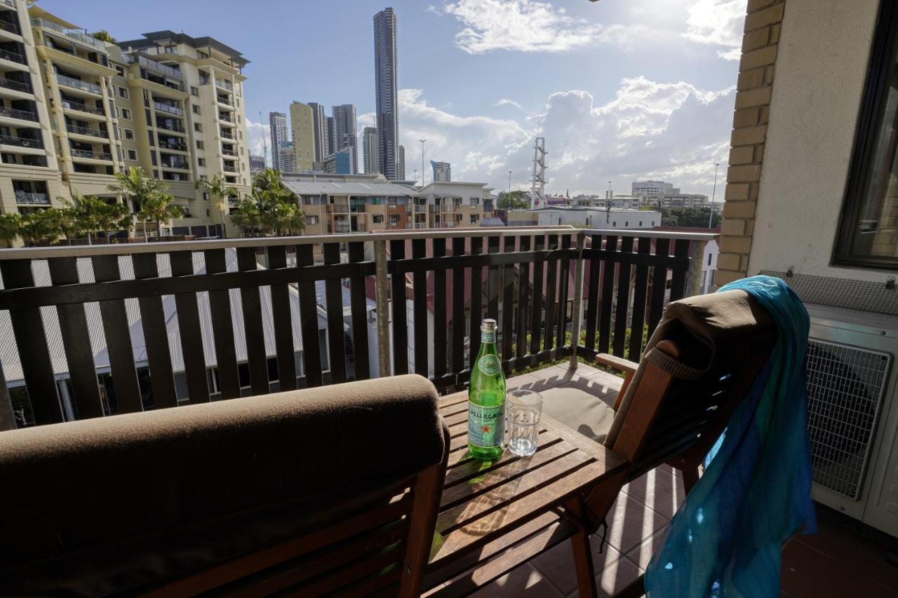 Central Brunswick Apartment Hotel photo