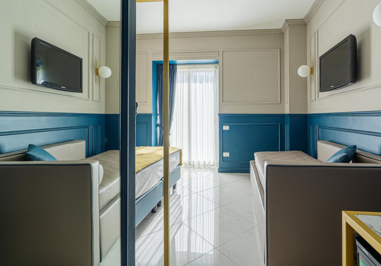 Hotel Mary photo