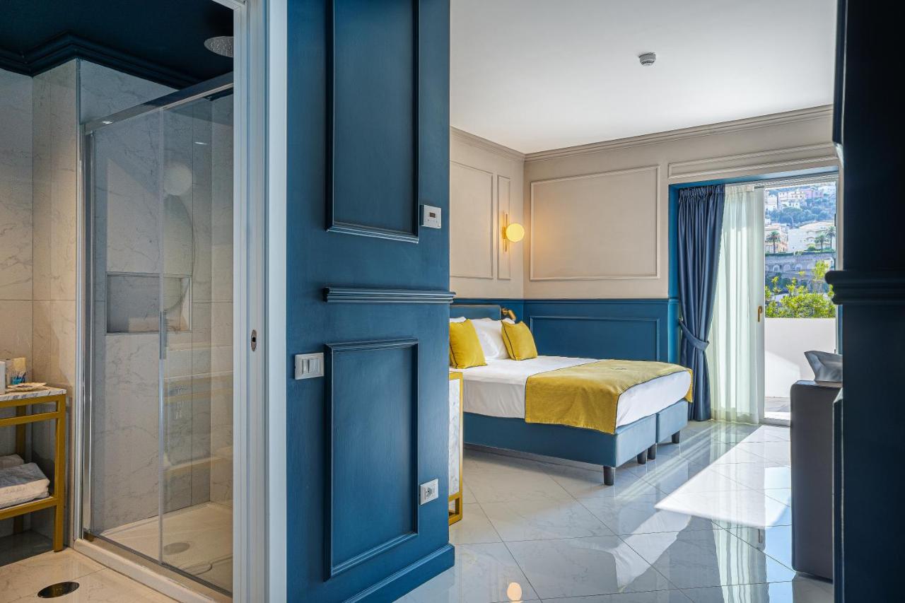 Hotel Mary photo