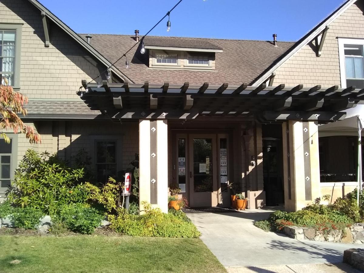 Noyo Harbor Inn — photo 15