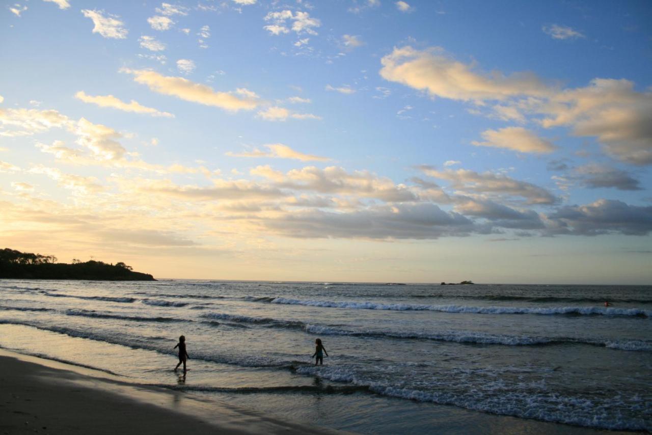 Capitán Suizo Beachfront Boutique Hotel photo