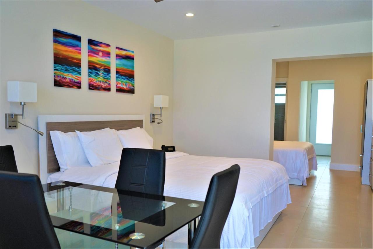Diane Oceanfront Suites — photo 22