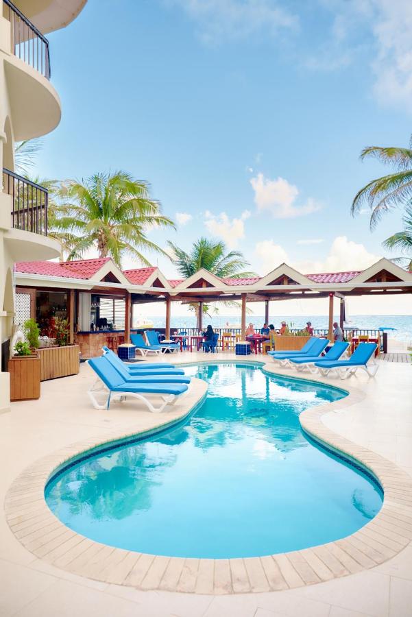 SunBreeze Suites photo