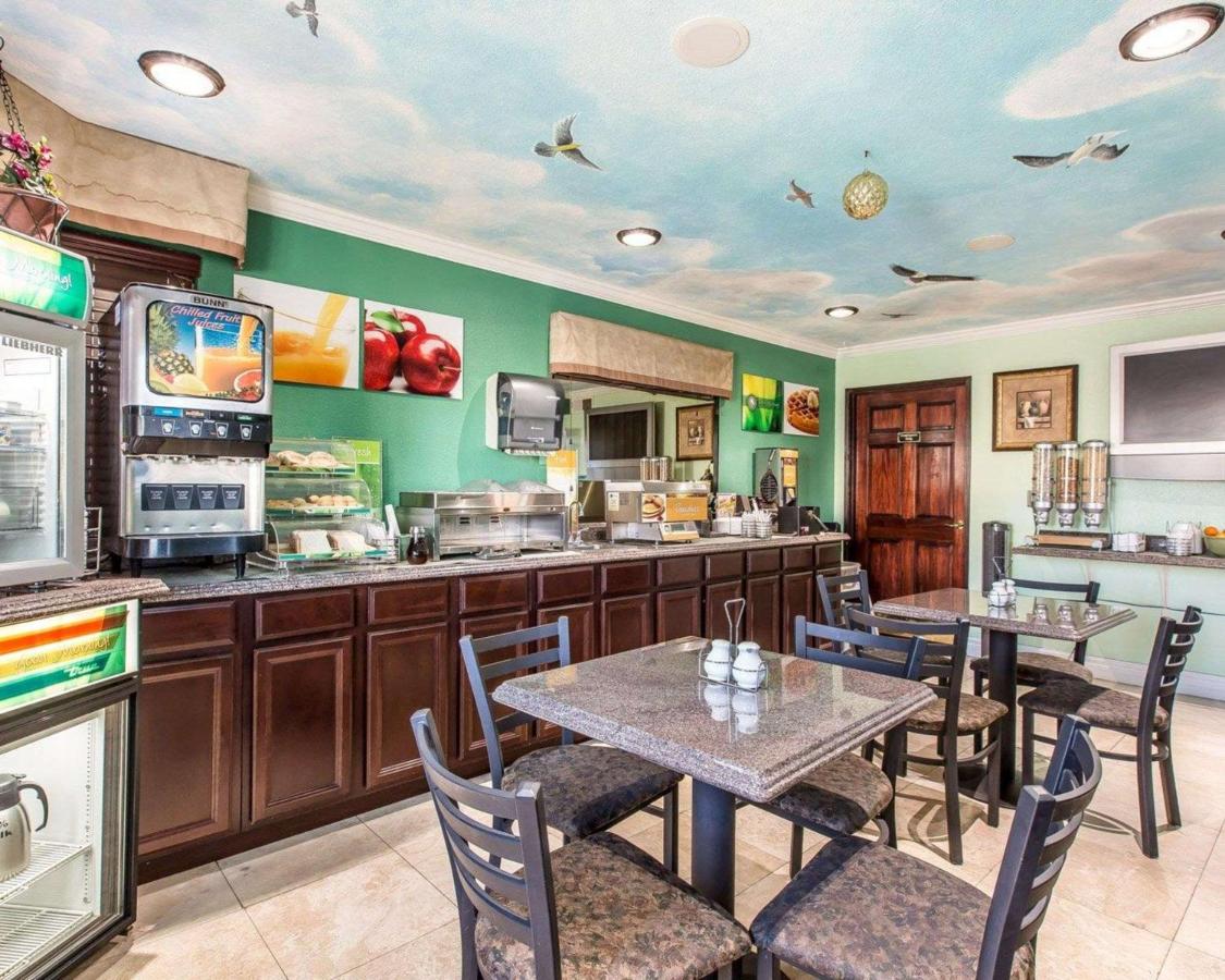 Florida Inn — photo 10