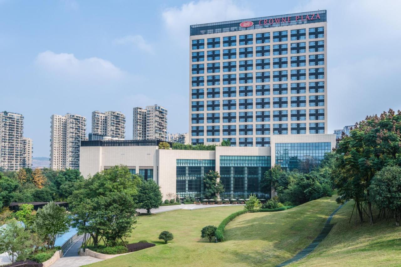 Crowne Plaza Chengdu Panda Garden, an IHG Hotel photo
