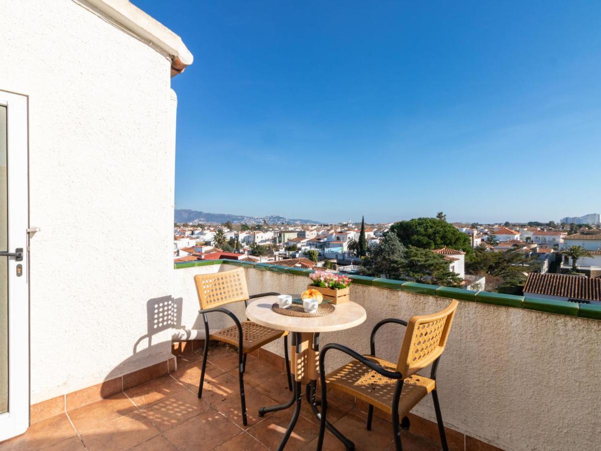 Apartment Sant Maurici, Empuriabrava – Updated 2022 Prices