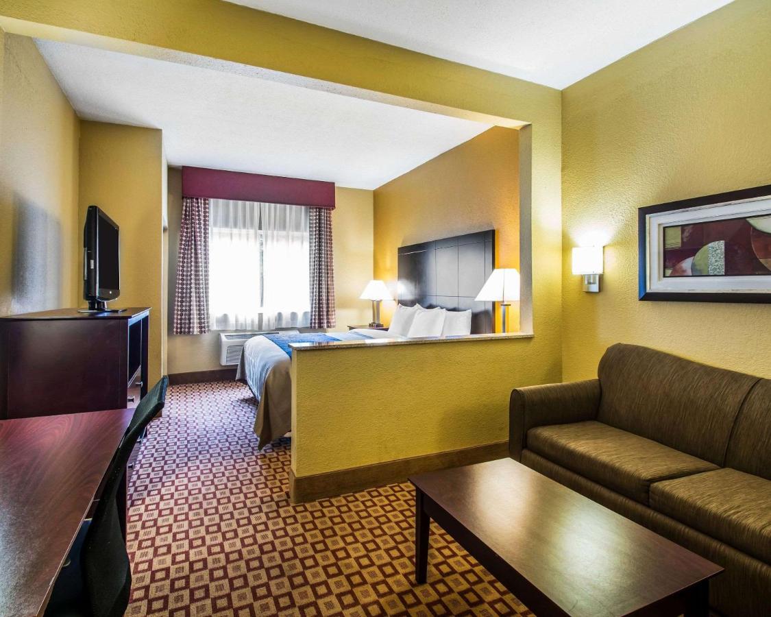 Jameson Inn — photo 14