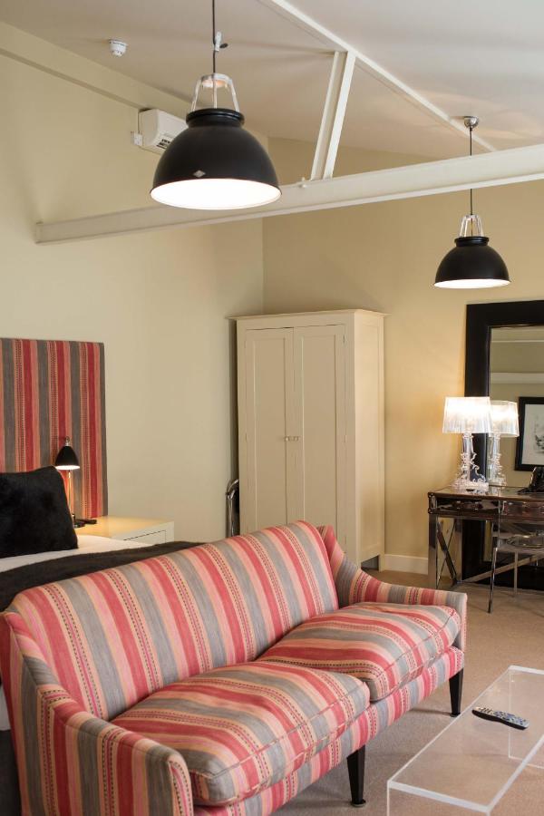 Luxury King Room