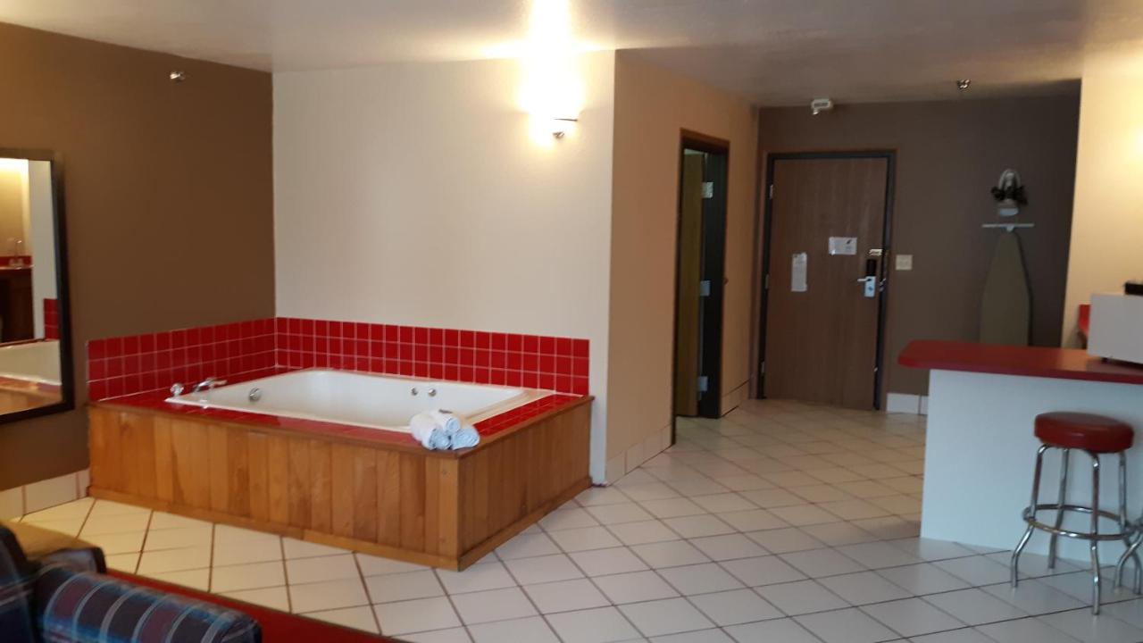 Pleasant Moose Lodge — photo 14