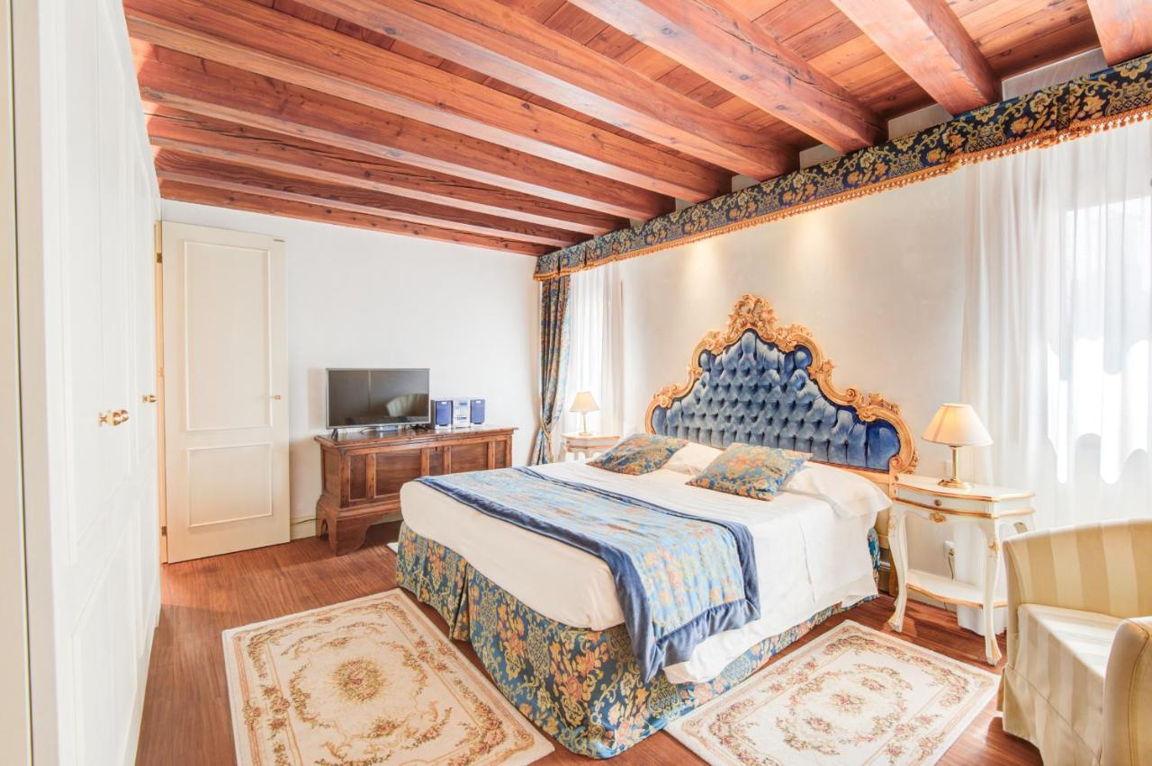 donde alojarse en venecia dormir barato mejores hoteles