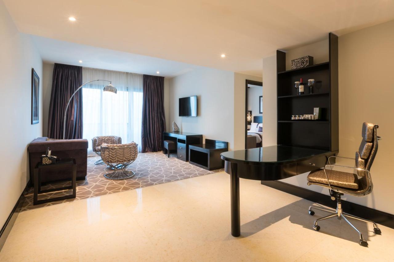 Holiday Inn Dubai Al Barsha, an IHG Hotel photo