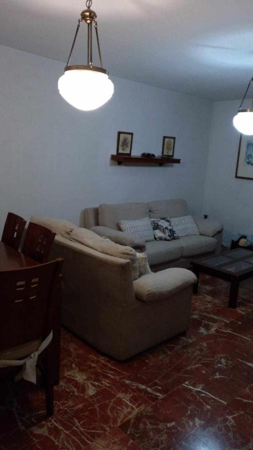 Amplio apartamento con parking gratuito (España Granada ...