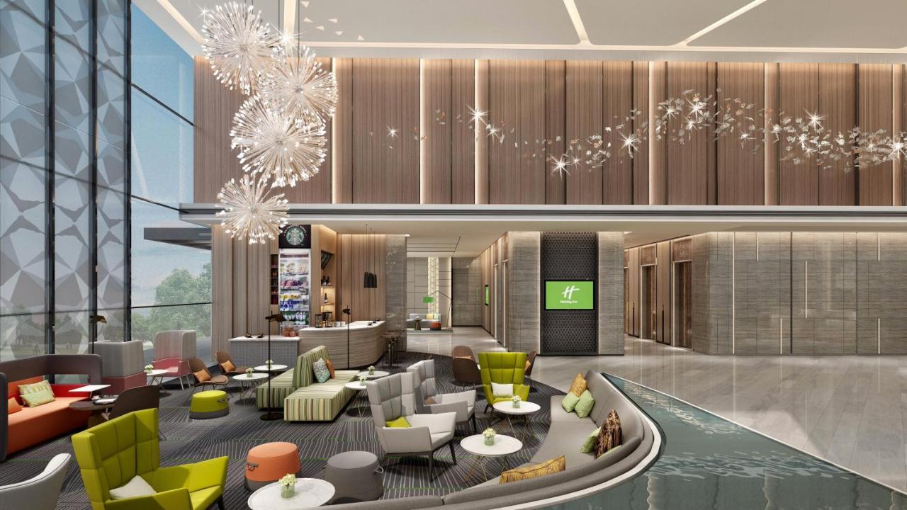 Holiday Inn Guangzhou South Lake, an IHG Hotel photo
