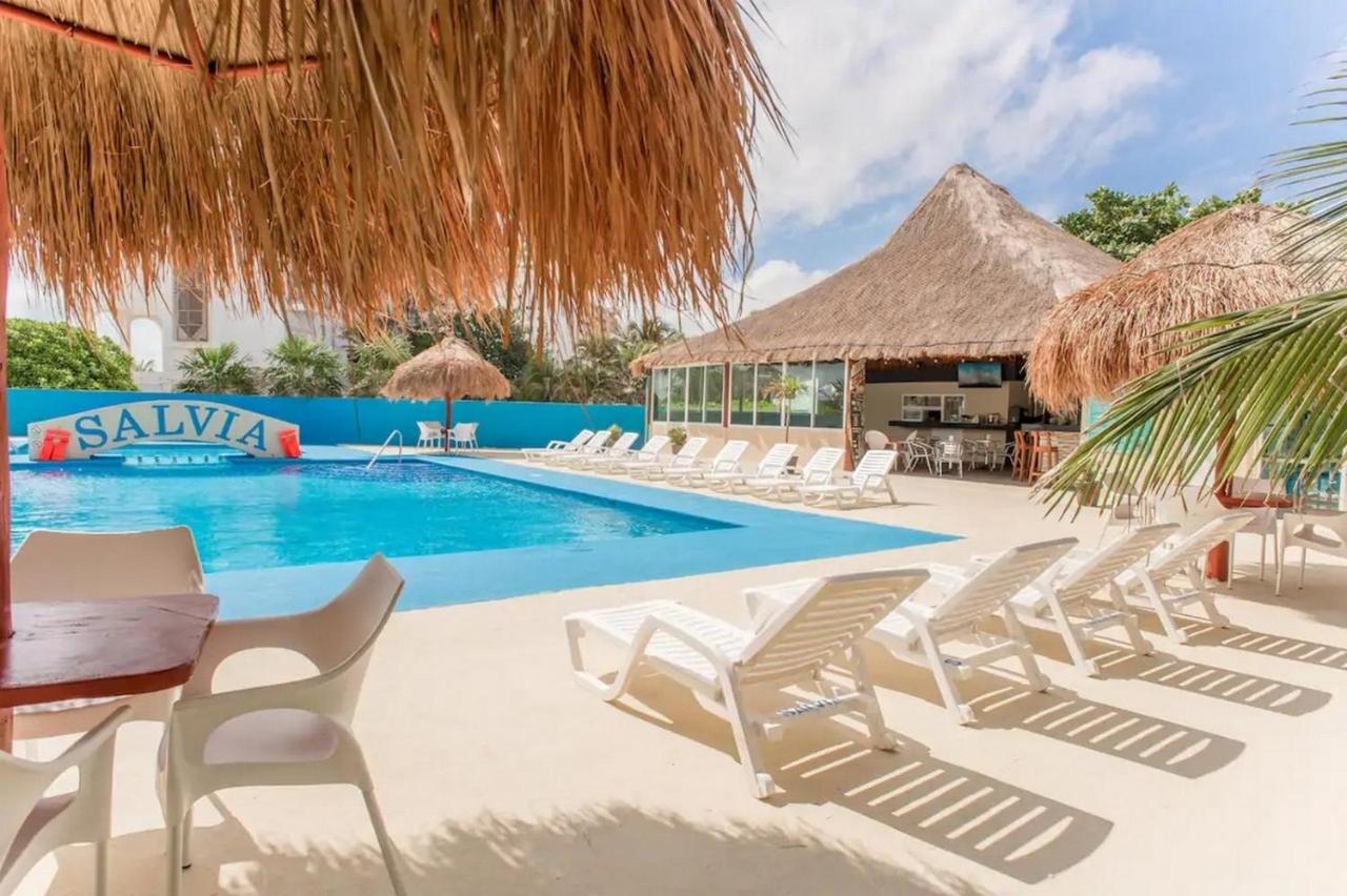 Paradise Beachfront & Nightlife Heart - 2