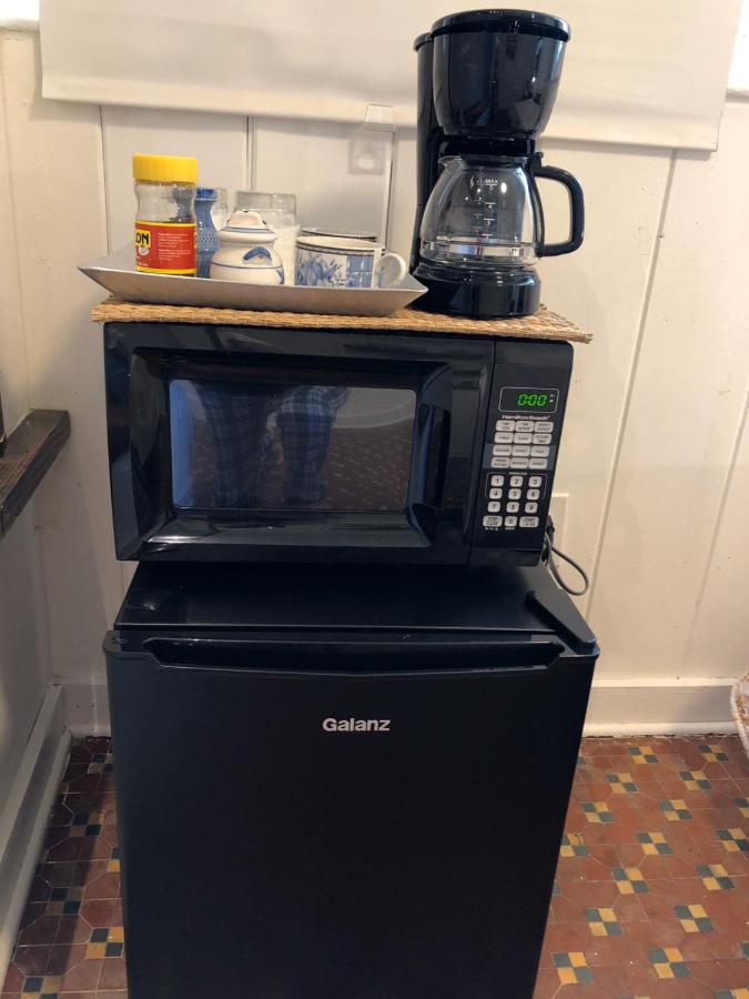 Private Studio with Free Parking - 2