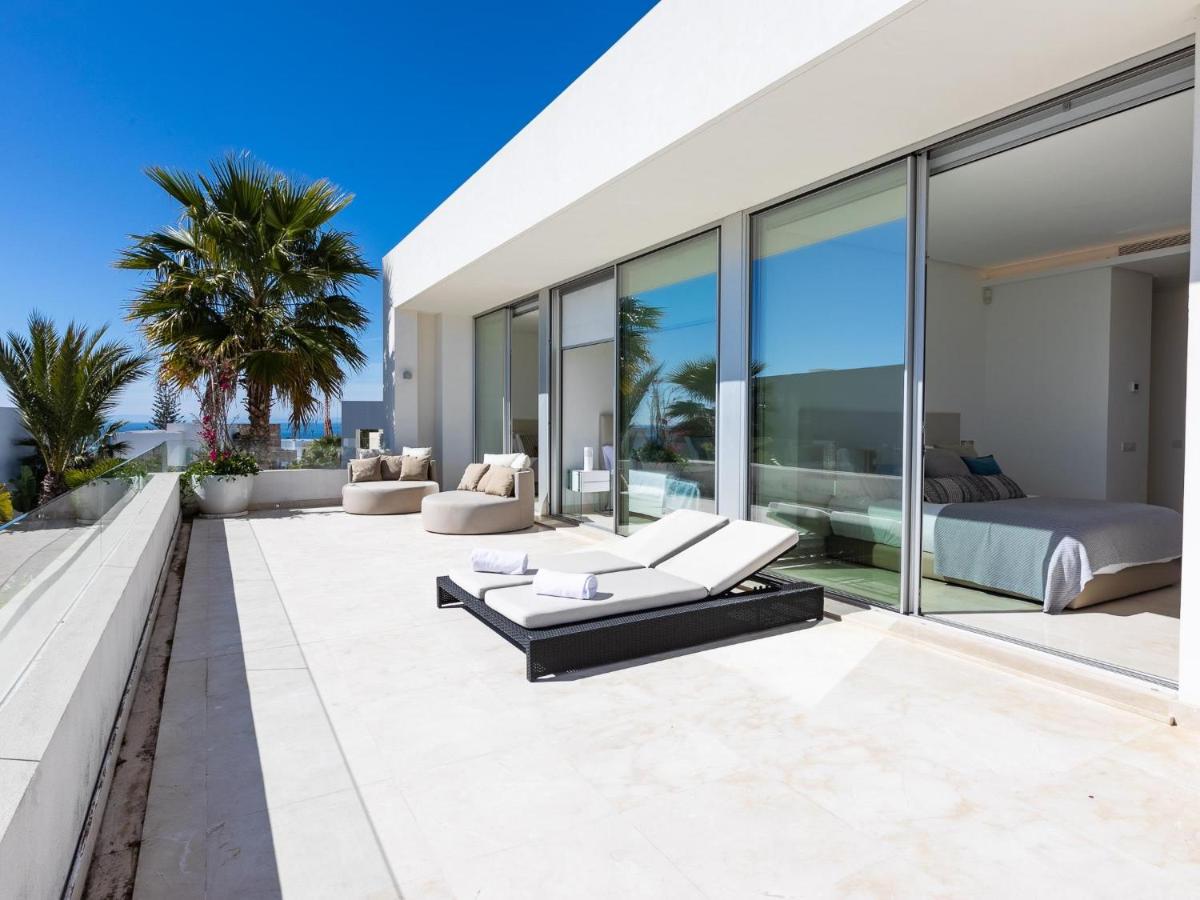 Luxury Top Notch 4bdr House with private pool · La Finca ...