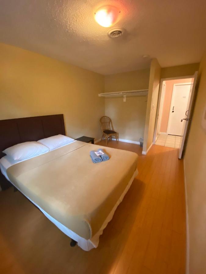 West Queen West Hotel photo