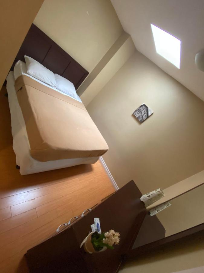 West Queen West Hotel photo