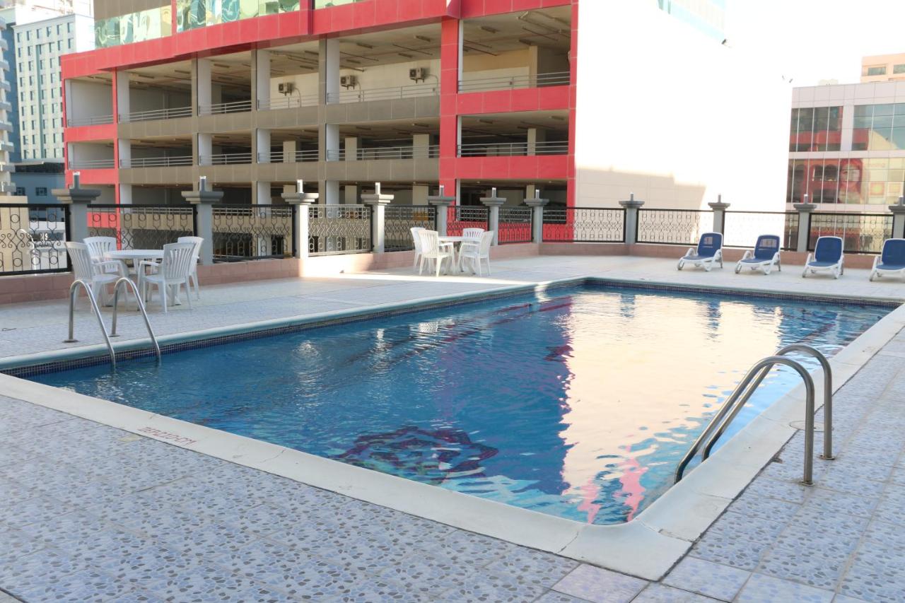 Pars International Hotel photo