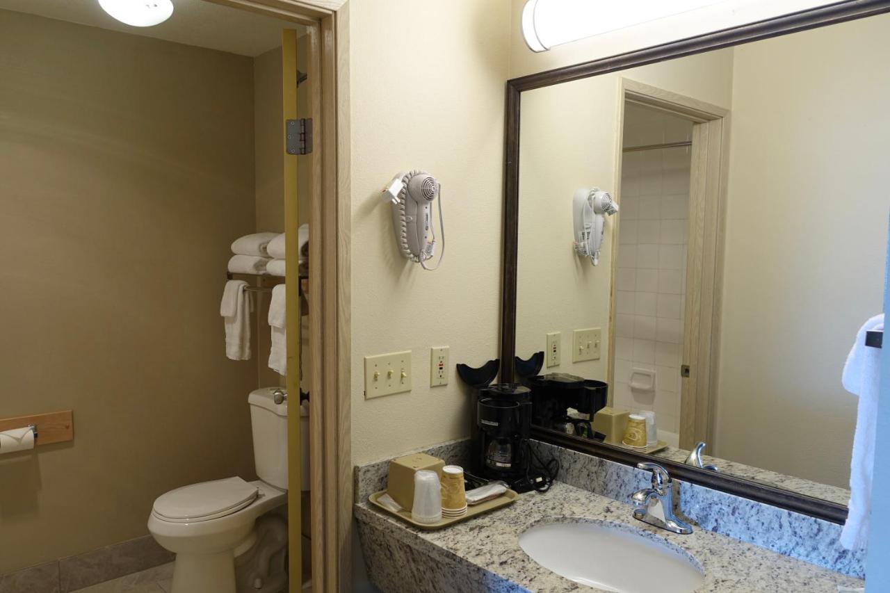Harborside Inn — photo 4