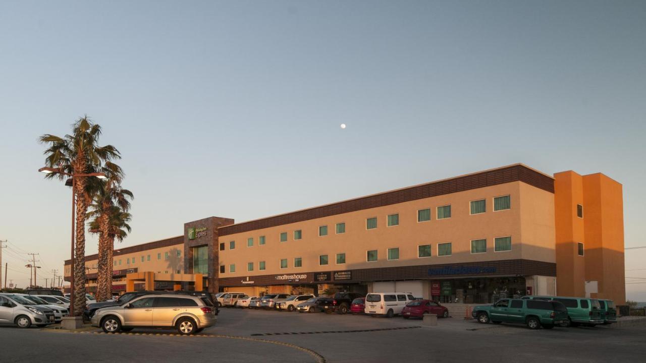 Holiday Inn Express Cabo San Lucas, an IHG Hotel photo