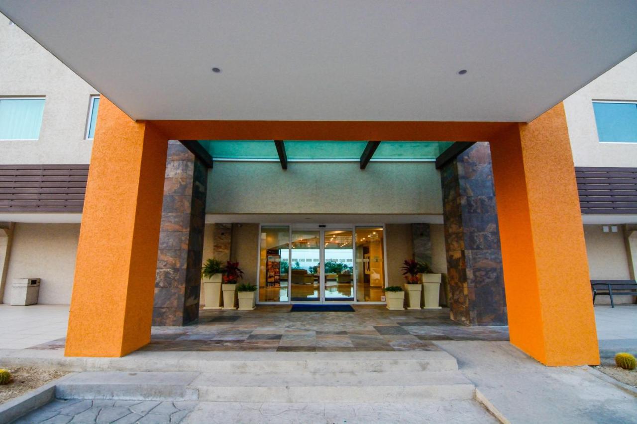 Holiday Inn Express Cabo San Lucas, an IHG Hotel photo