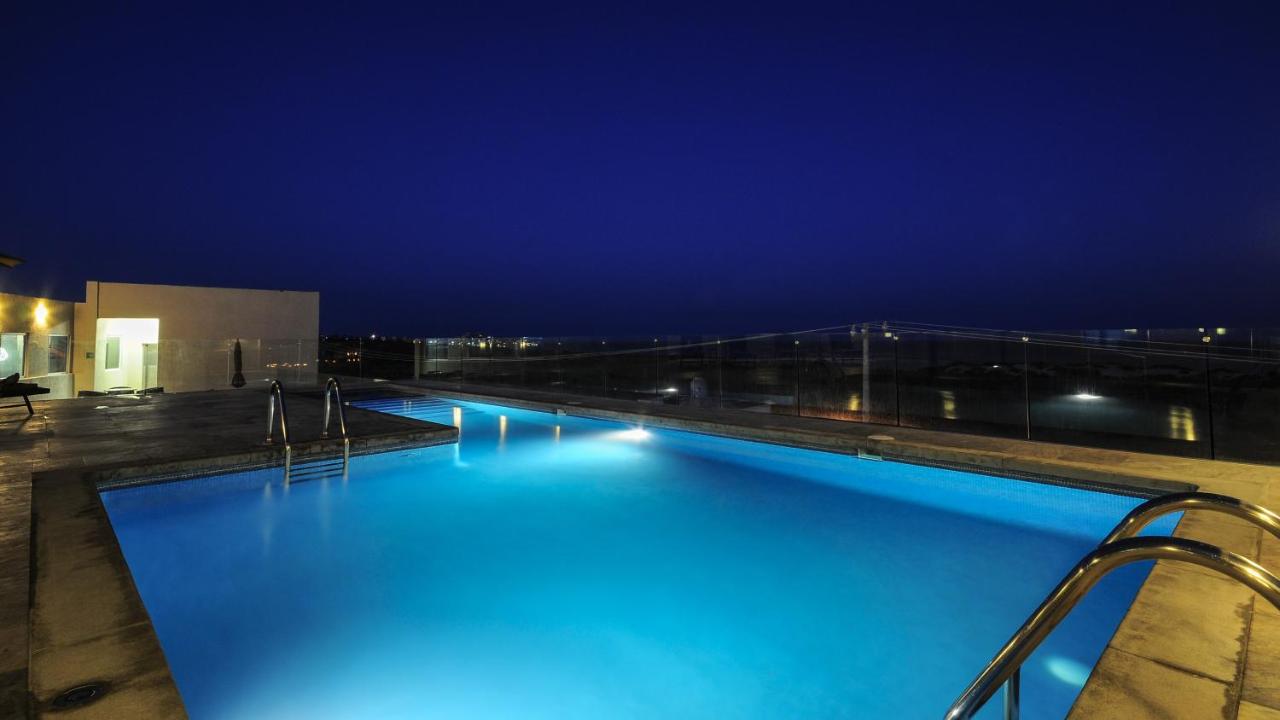 Holiday Inn Express Cabo San Lucas, an IHG Hotel photo