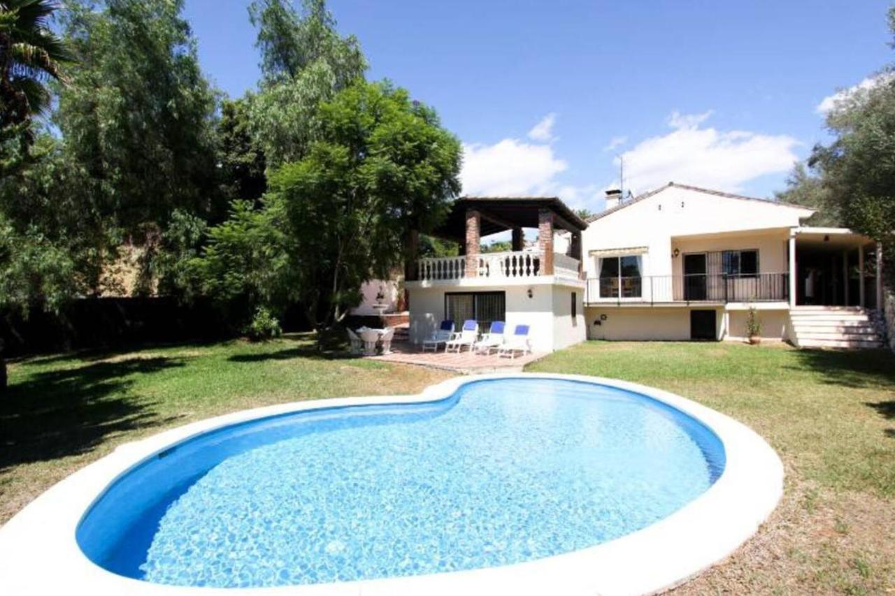 Villa Los Rosales, Marbella, Spain - Booking.com