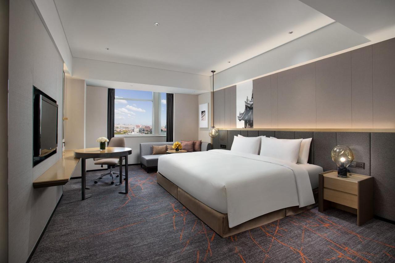 Crowne Plaza Shanghai Fudan, an IHG Hotel photo
