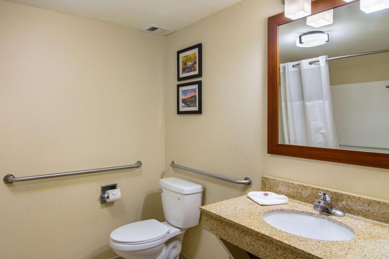 Americas Best Value Inn Acworth Kennesaw — photo 20