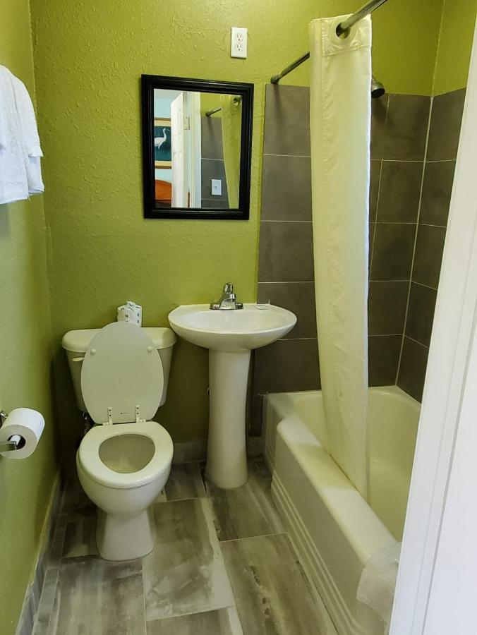 Regal Inn — photo 9