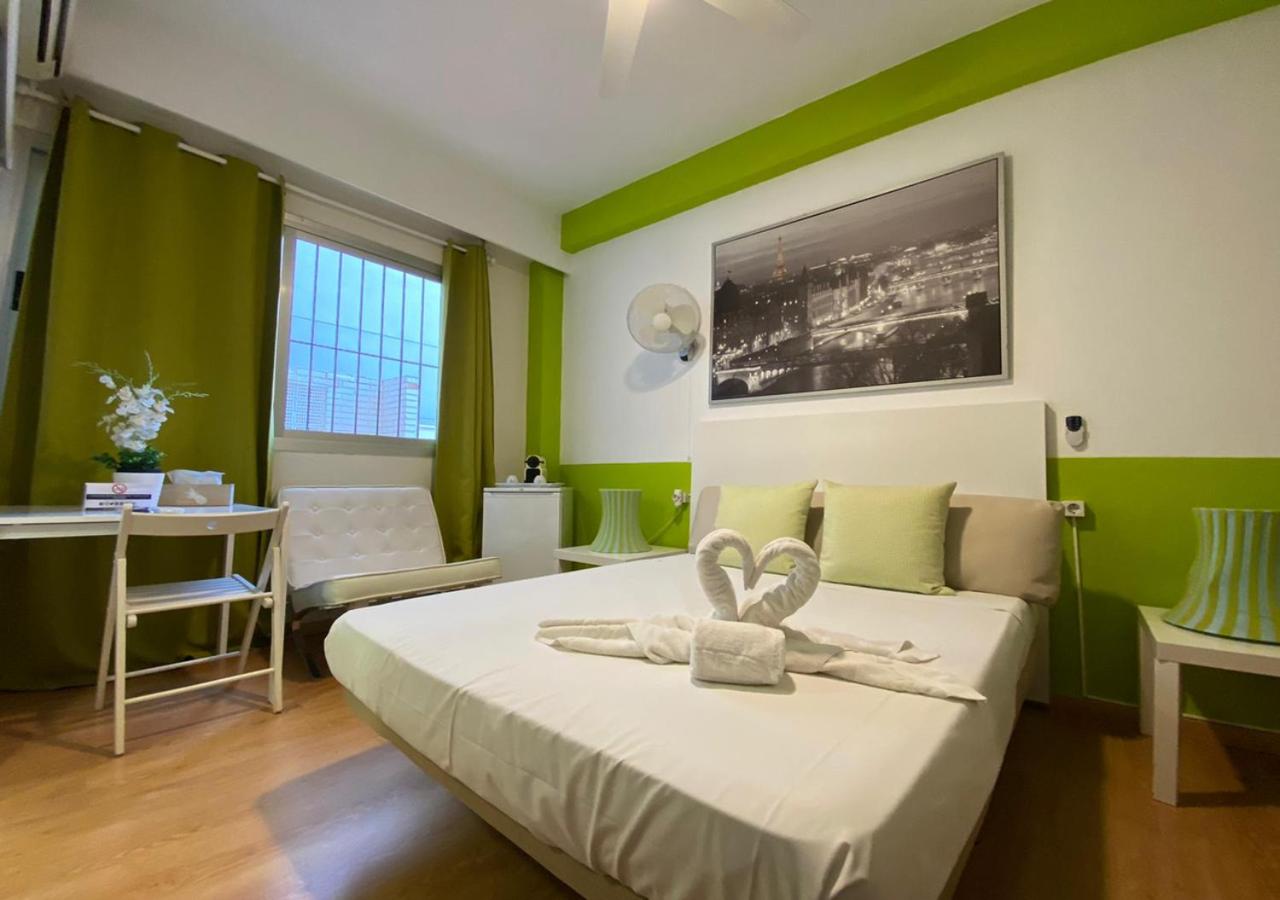 VALENCIA SUITS YOU INN -ADULTS ONLY Remote Check in, Bike & e ...