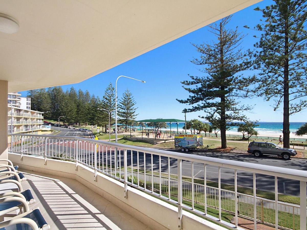 Rainbow Place Unit 5 Beachfront Apartment In Rainbow Bay Coolangatta Southern Gold Coast Gold Coast Updated 2021 Prices