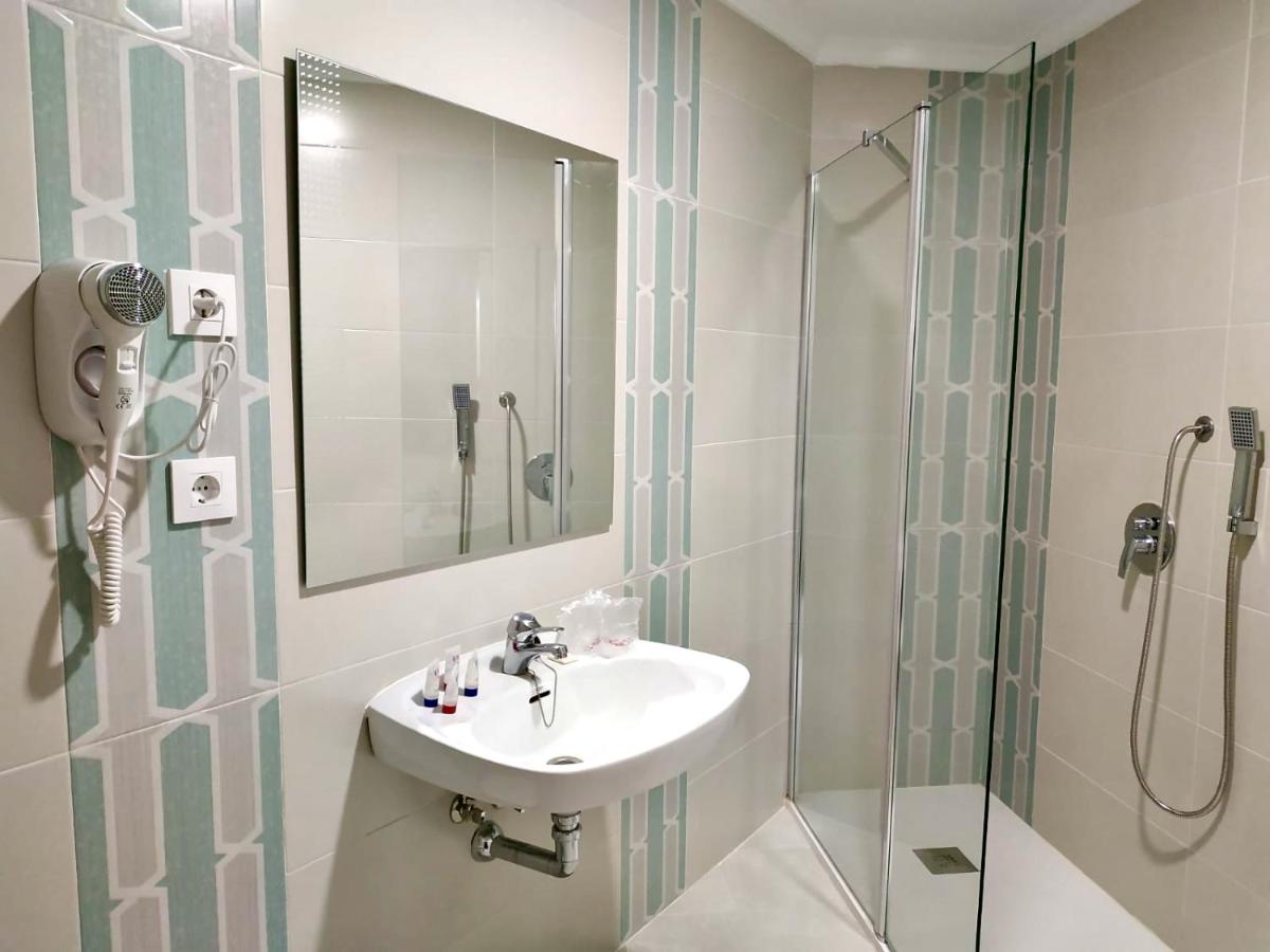 Hotel Los Conejos, Mora, Spain - Booking.com