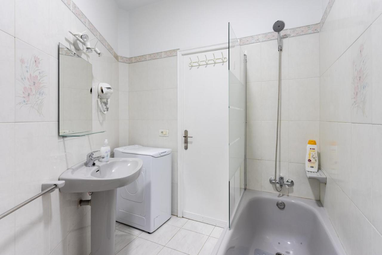 Home2Book Design Los Cristianos Beach, Arona – Updated 2022 ...