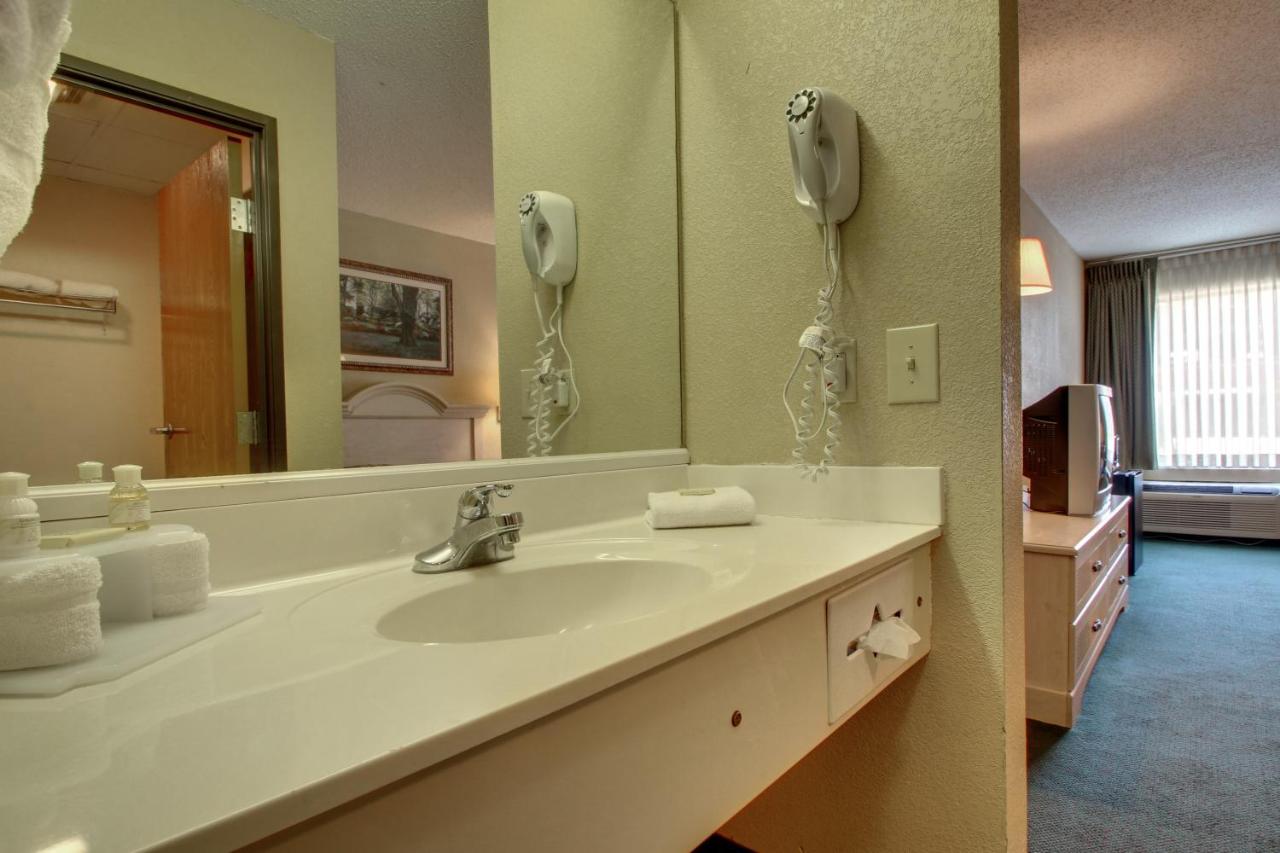 Key West Inn - Baxley — photo 3