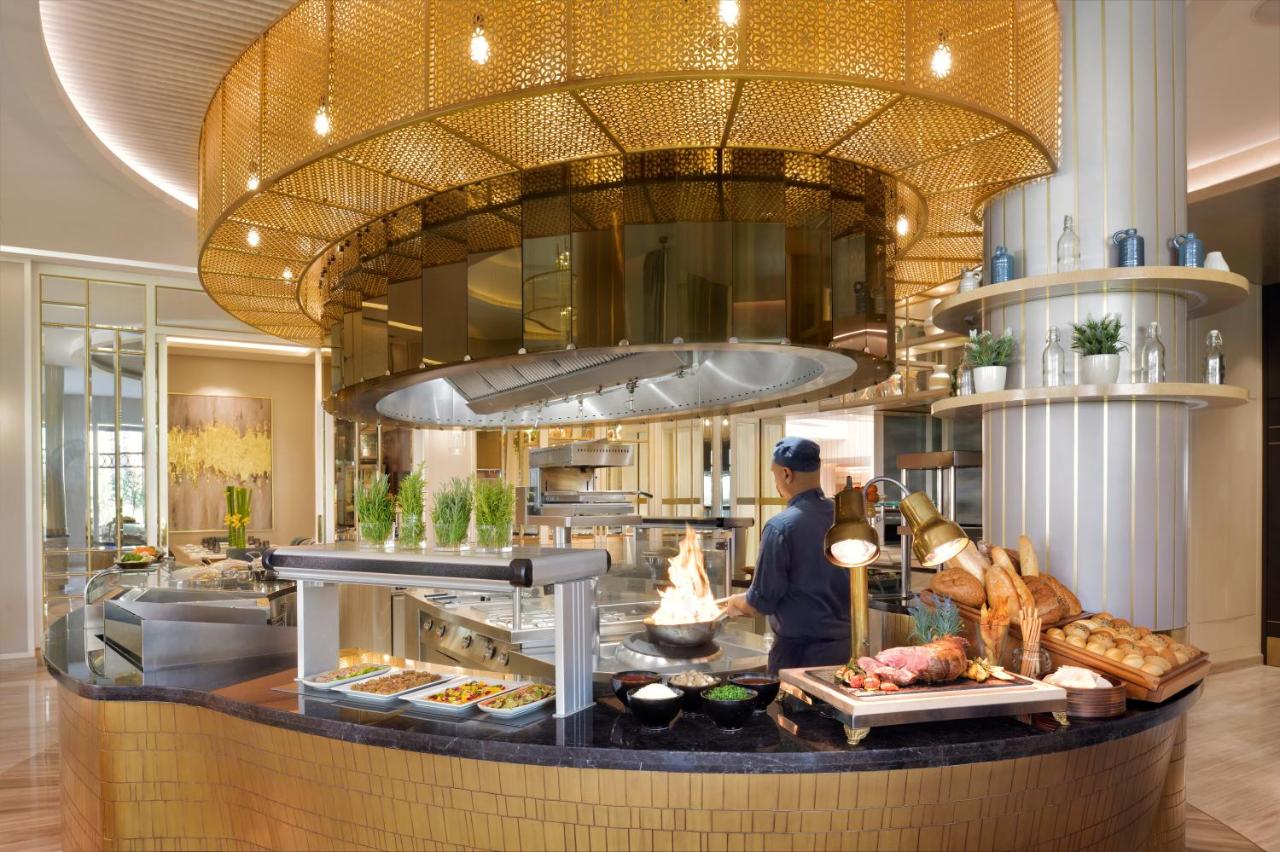Mövenpick Hotel Bahrain photo