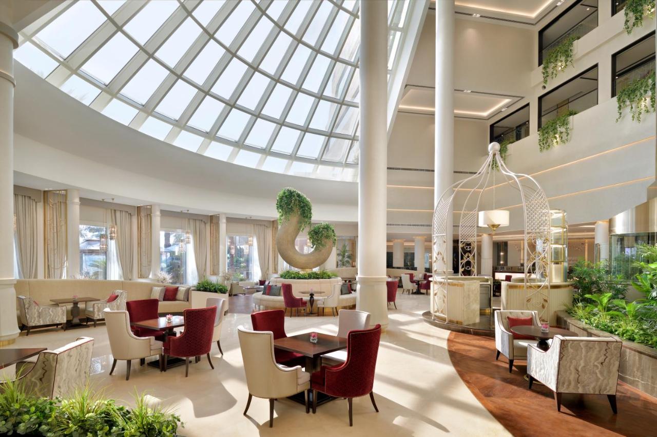 Mövenpick Hotel Bahrain photo