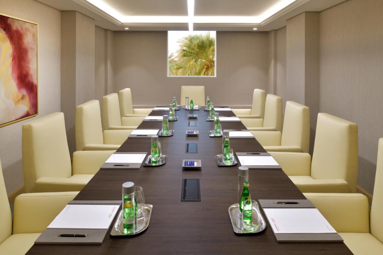Mövenpick Hotel Bahrain photo