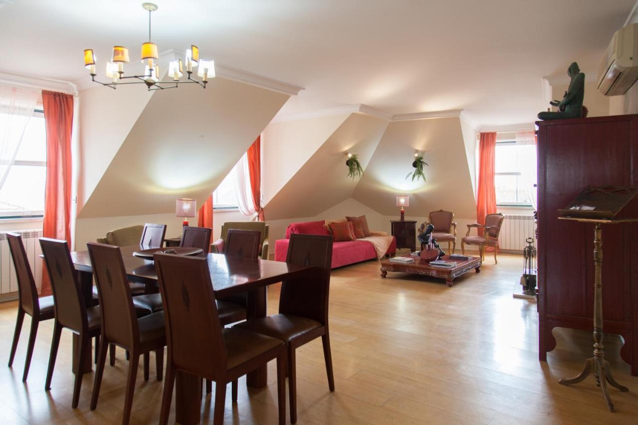 FLH Chic Chiado Exotic Spacious Residence - 4