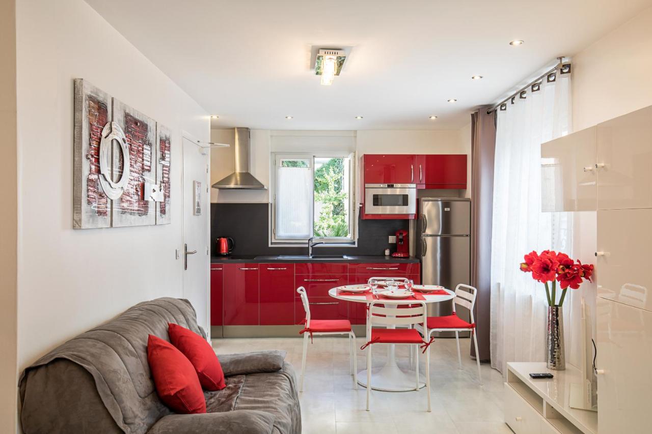 Hotel De L'Horloge - 4