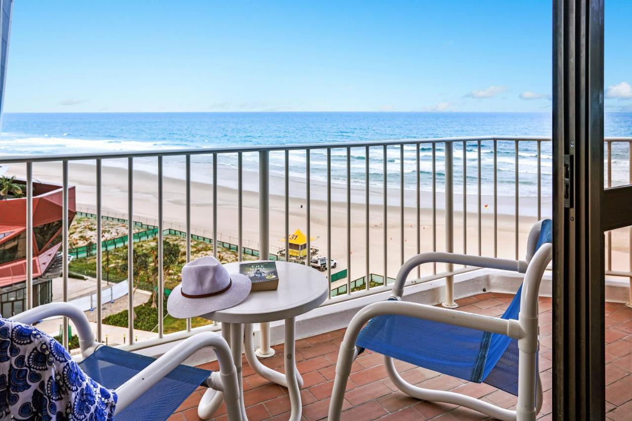 Breakers North Absolute Beachfront Apartments photo