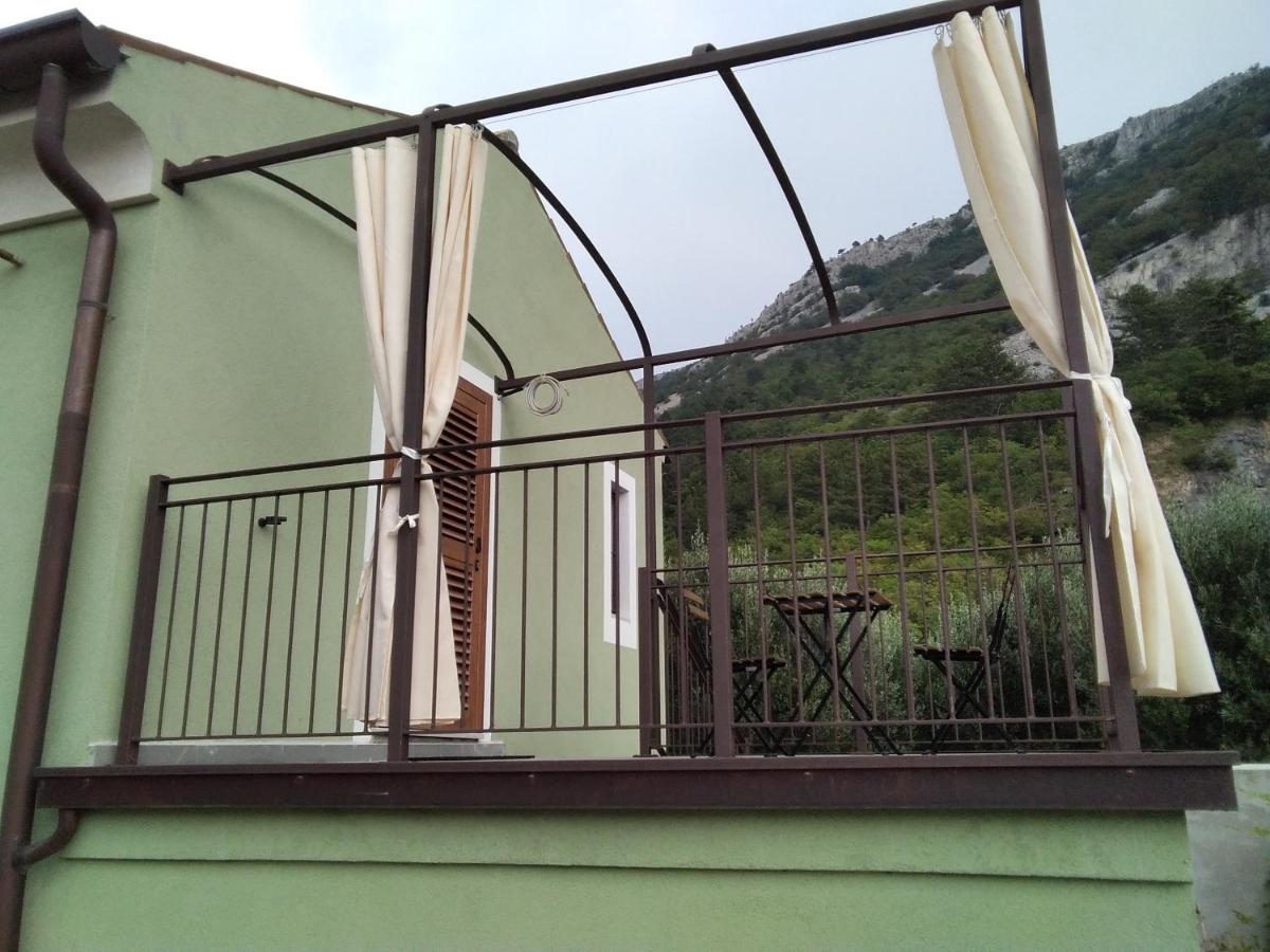 Camere B81 di Strain Neva - 3