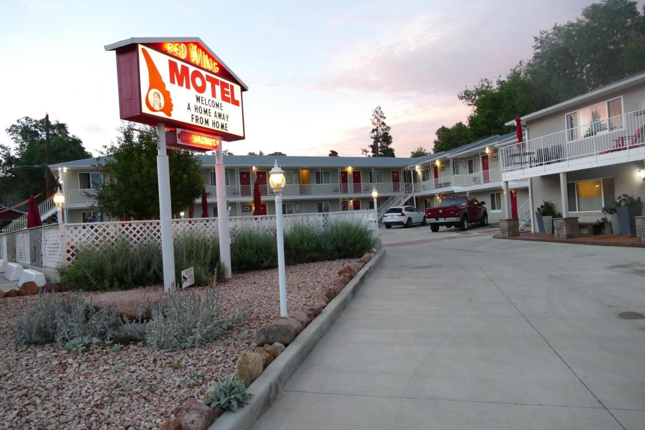 Image: Red Wing Motel