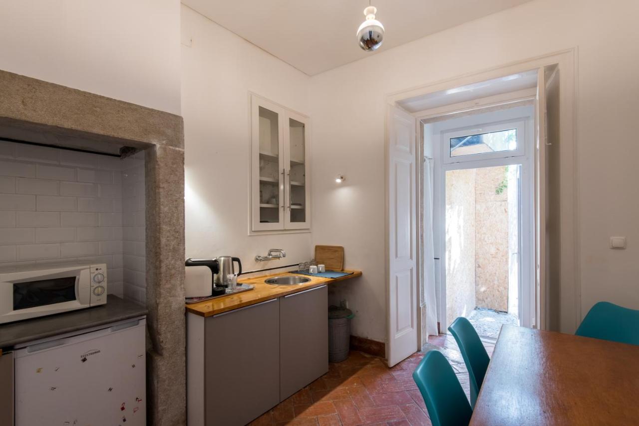 Lost Lisbon :: Avenida House - 5