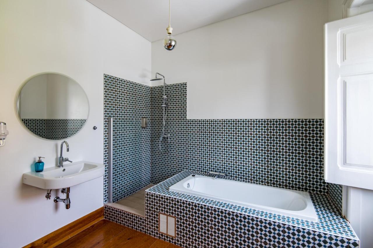 Lost Lisbon :: Avenida House - 2