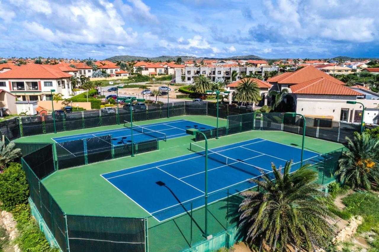 Tennis court: Rodgers Beach Townhome