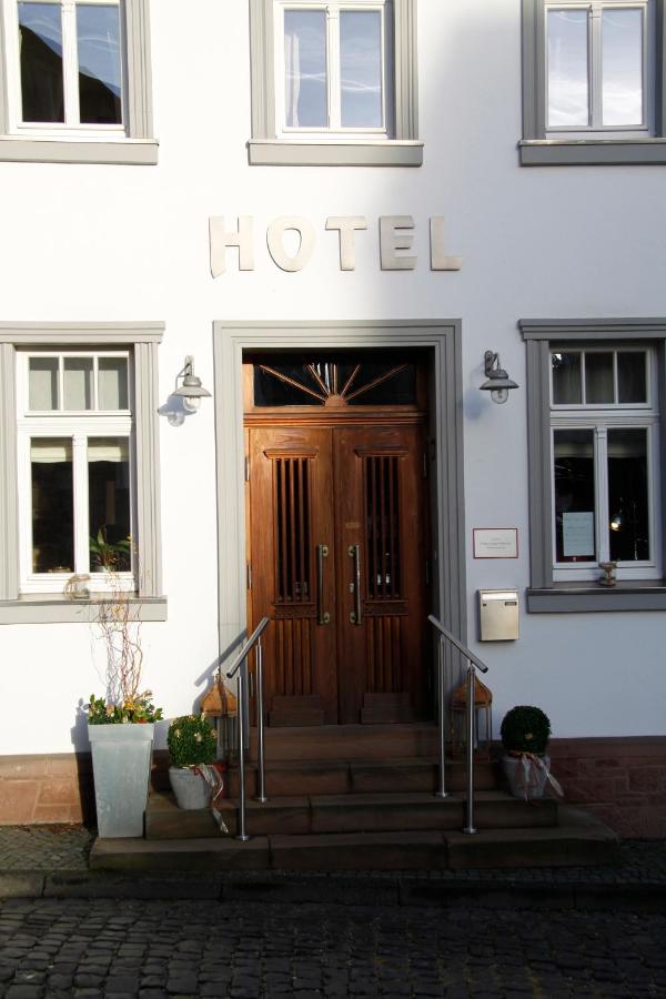 Zur Ewigen Lampe Romantisches Landhotel, Nideggen – Aktualisierte Preise  für 2022